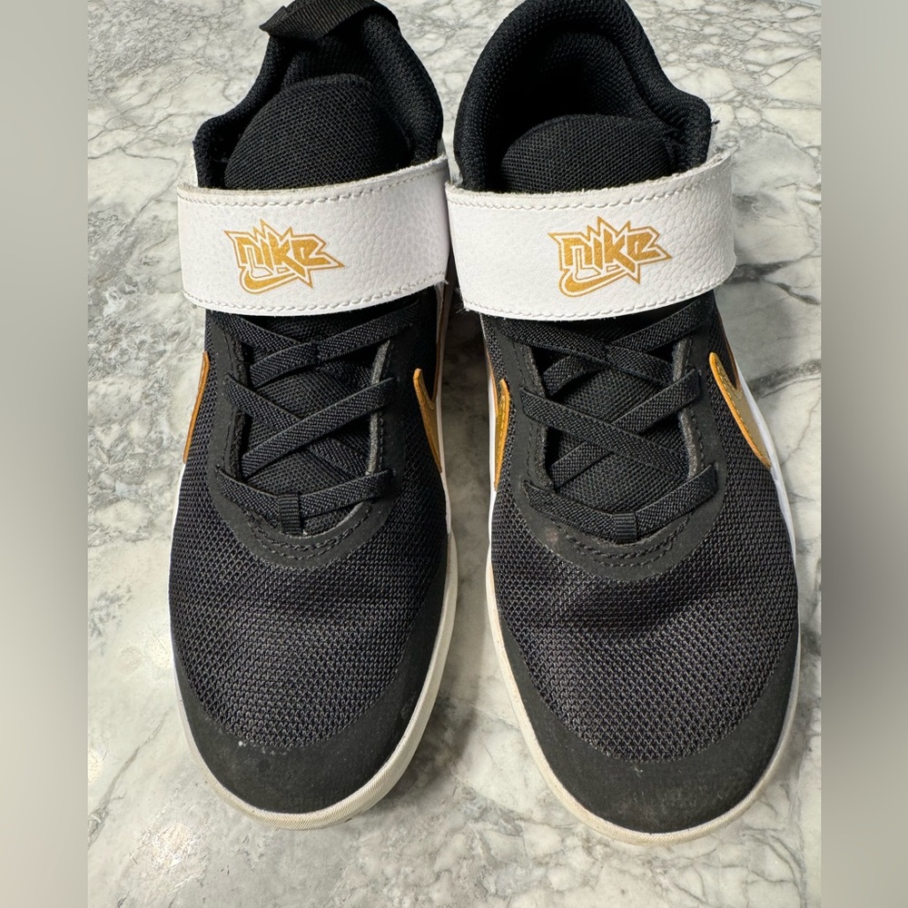 Nike Sneakers Velcro 2Y